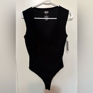 5/$30 SO Contour Black Body Suit with snaps on bottom  M NWT